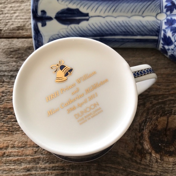 Dunoon Prince William and Catherine Royal Wedding Mug 2011 - Picture 3 of 10